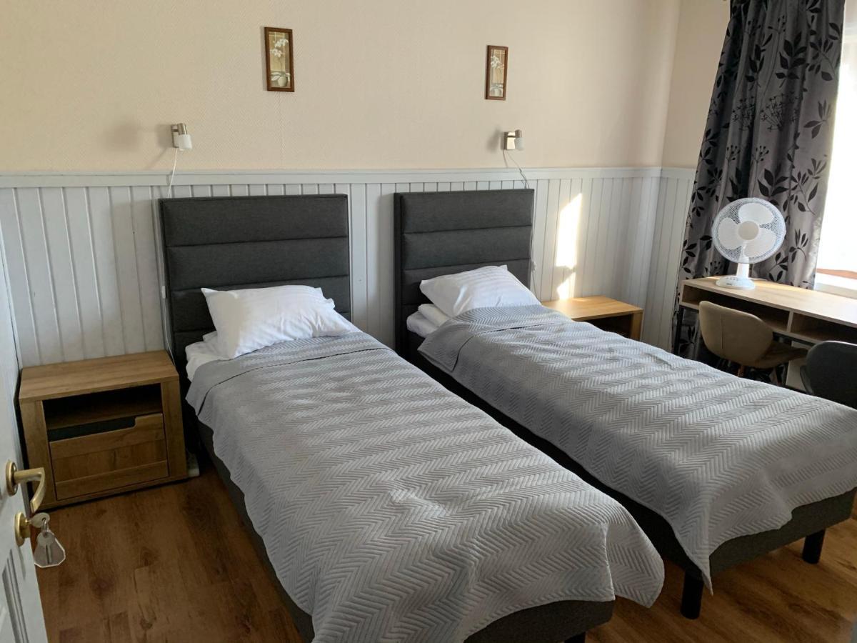 Bed and Breakfast Keldrimaee Kuelalistemaja Hiiumaa Esterno foto