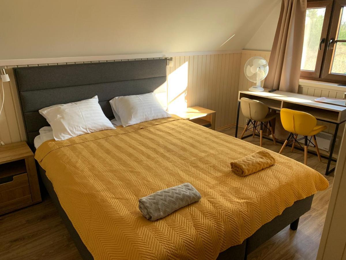 Bed and Breakfast Keldrimaee Kuelalistemaja Hiiumaa Esterno foto