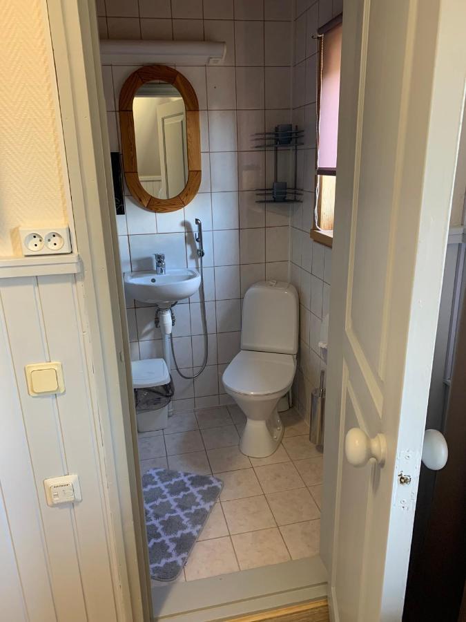Bed and Breakfast Keldrimaee Kuelalistemaja Hiiumaa Esterno foto